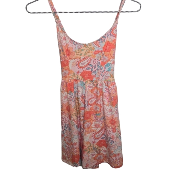 SO BRAND WOMEN'S JUNIOR SCOOPNECK "SKATER" PINK FLORAL ROMPER SIZE SMALL - Picture 2 of 15